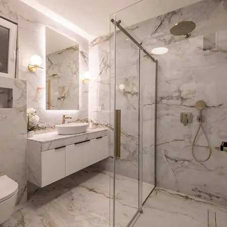 Lux Garden Luxury 2 Lägenhet Split