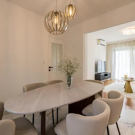 Lux Garden Luxury 2 *