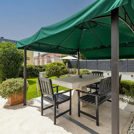 דירה Lux Garden Luxury 2 ספליט