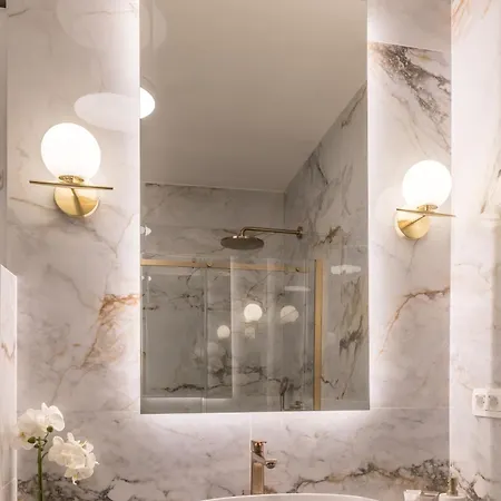 Lägenhet Lux Garden Luxury 2