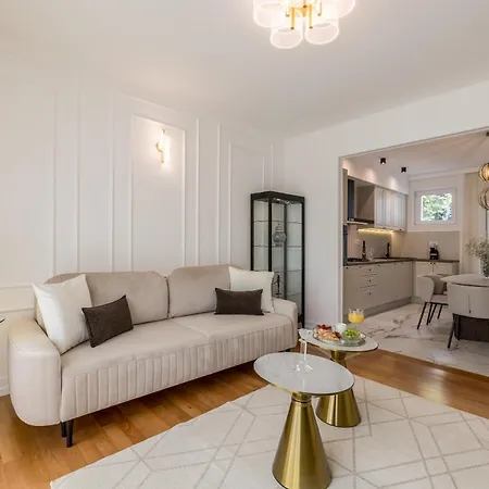 Lux Garden Luxury 2 דירה