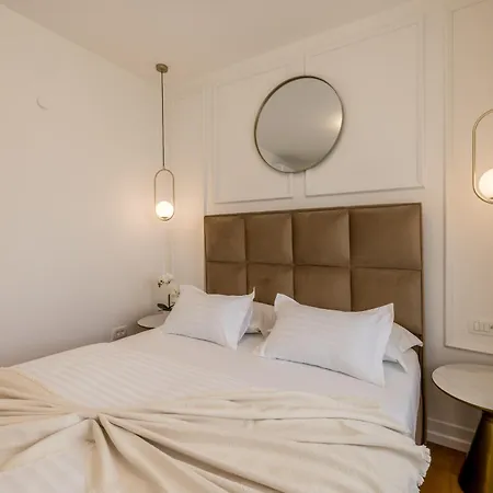 Lux Garden Luxury 2 דירה