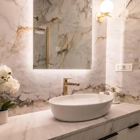 Lux Garden Luxury 2 Apartment *