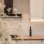 Apartment Lux Garden Luxury 2 *