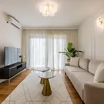Apartment Lux Garden Luxury 2 *