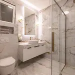 Lux Garden Luxury 2 Apartment Split